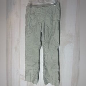 The North Face khaki short‎ court pants capris, size 2